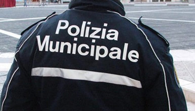 concorsi agenti polizia locale municipale 2019